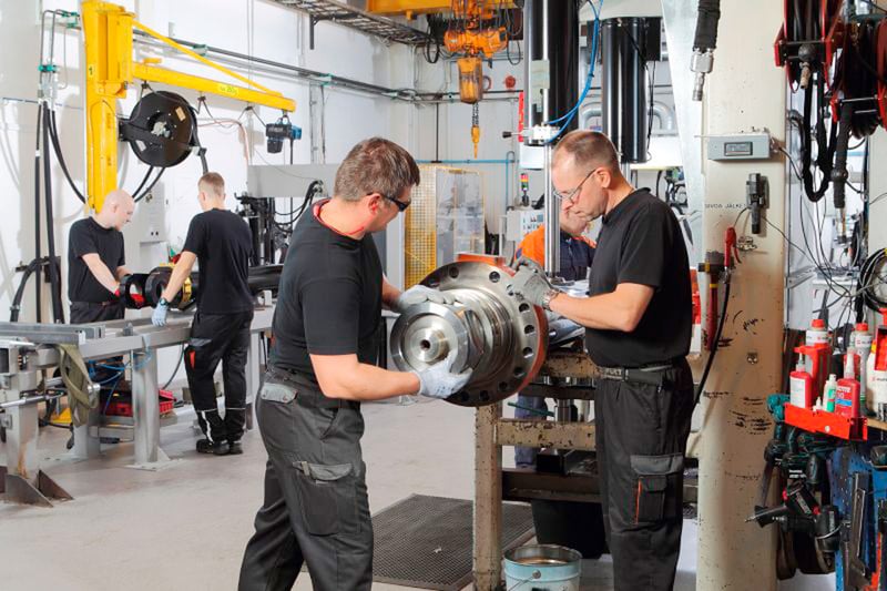 Norrhydro-is-supplier-of-custom-made-hydraulic-cylinders